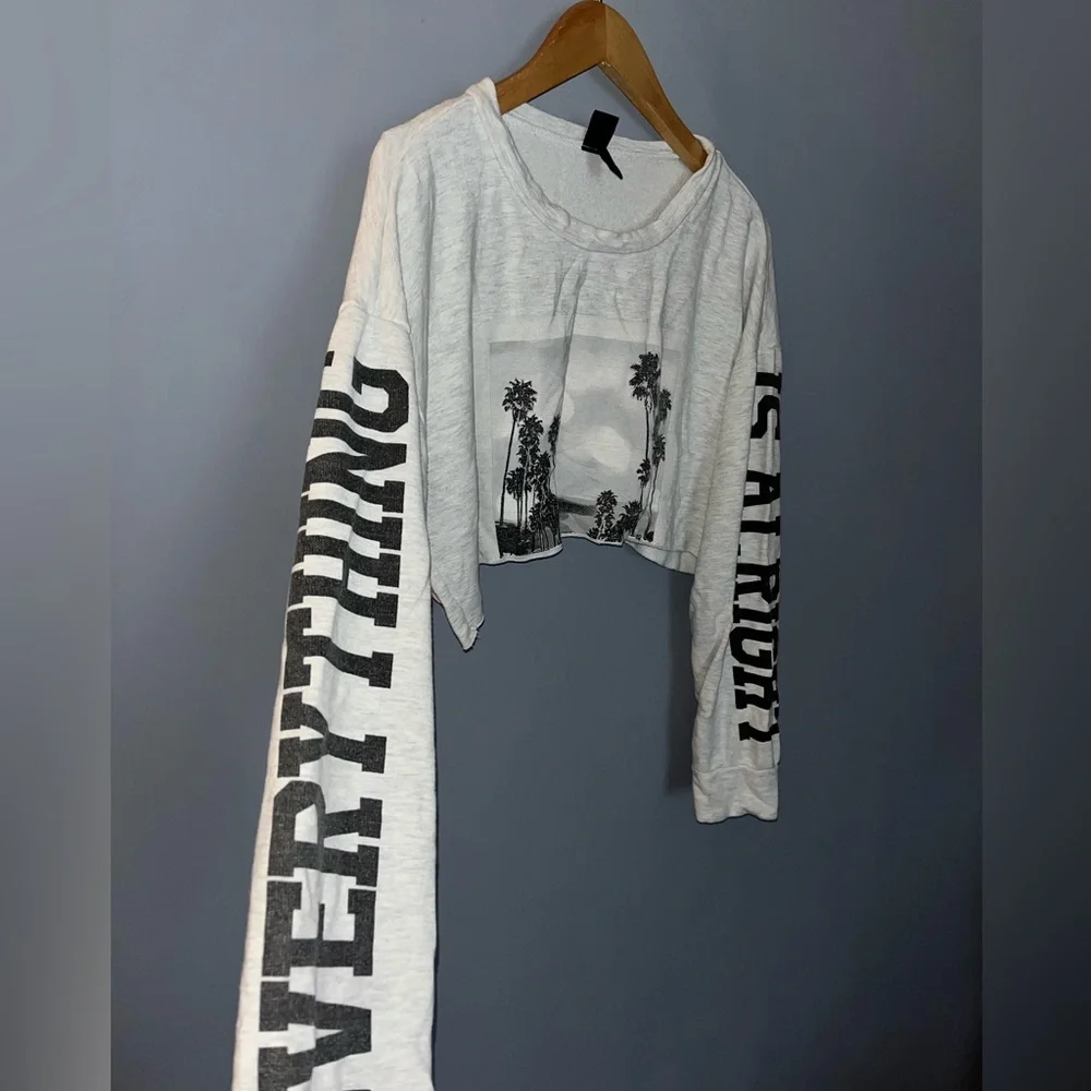 Wild Fable Heather Gray Palm Tree Everything Is Alright Cropped Sweatshirt S - Picture 2 of 6